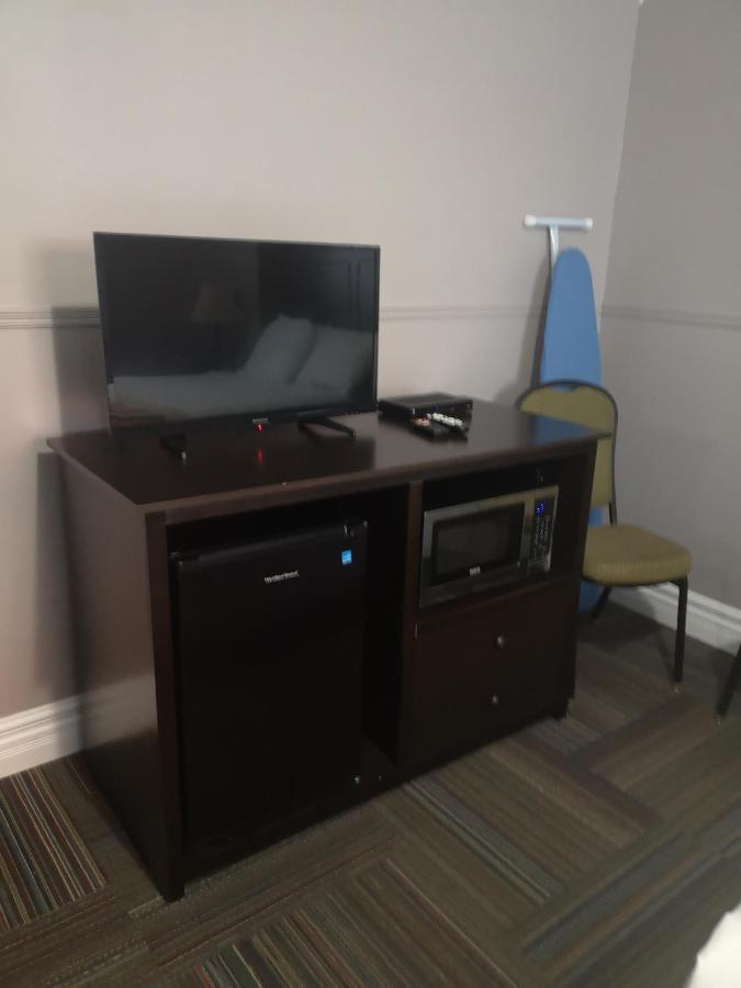 Seaport Inn Port Union Extérieur photo