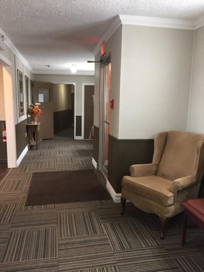 Seaport Inn Port Union Extérieur photo